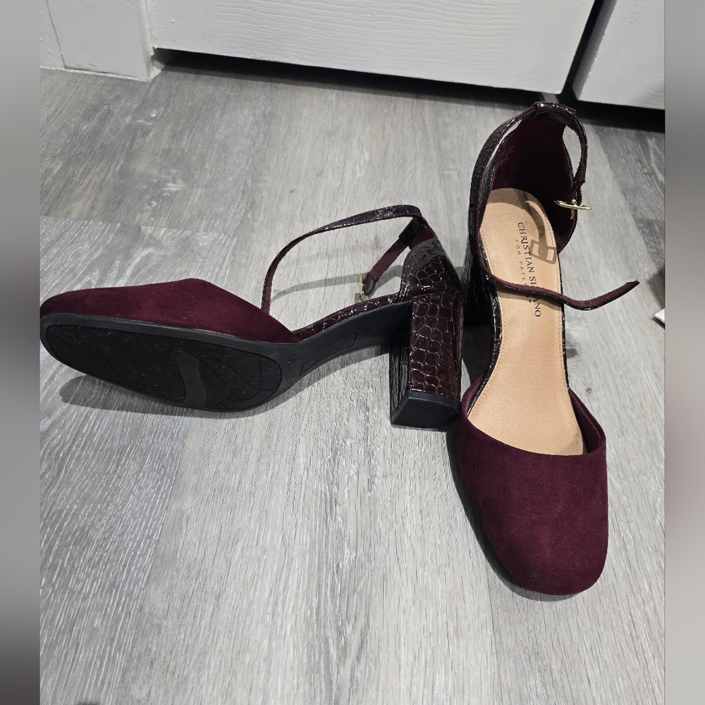 Maroon Christian Siriano size 9.5 Heels